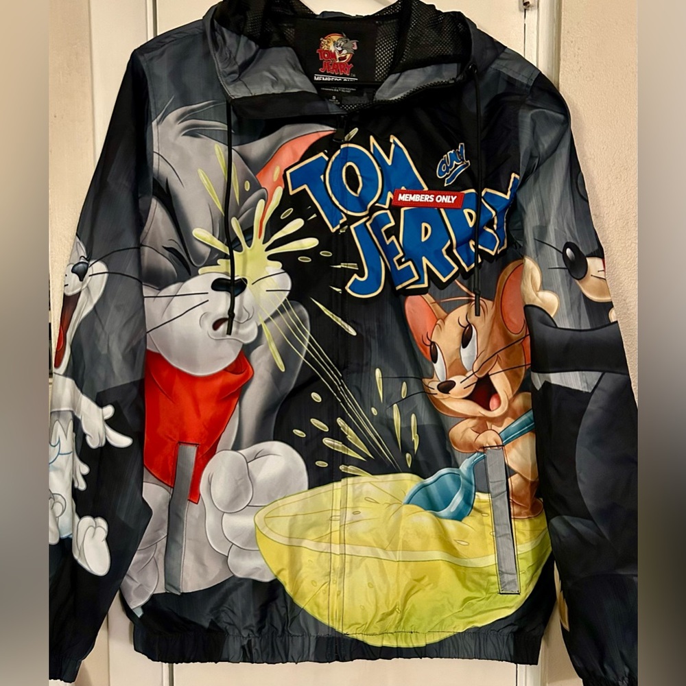 Members Only Mens Tom & Jerry Full Zip Hoodie Windbreaker Jacket NWT
Size small